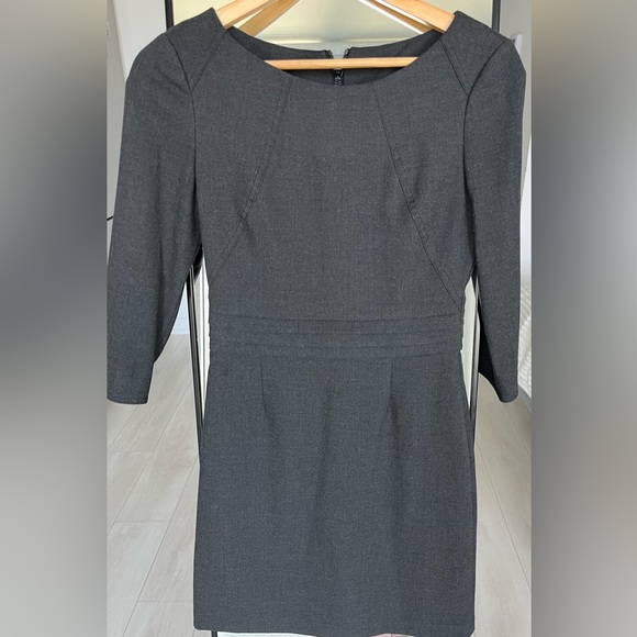 Mini dress - long sleeve - Picture 1 of 8